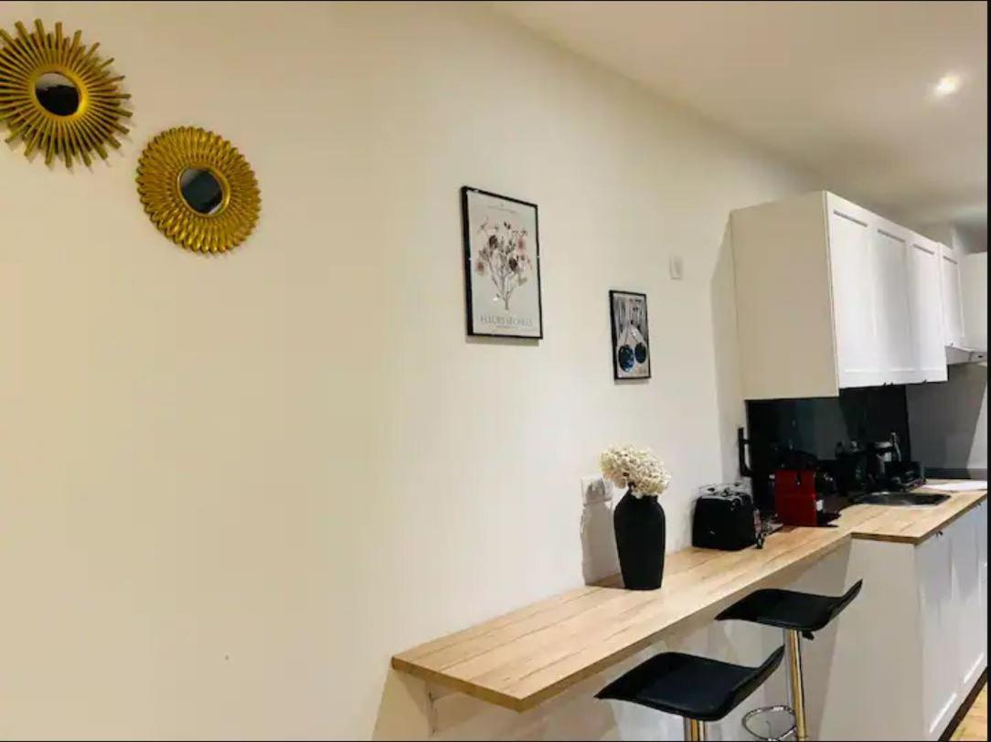 11 - 2 - 2 Sdd - 2 Wc Appartement *